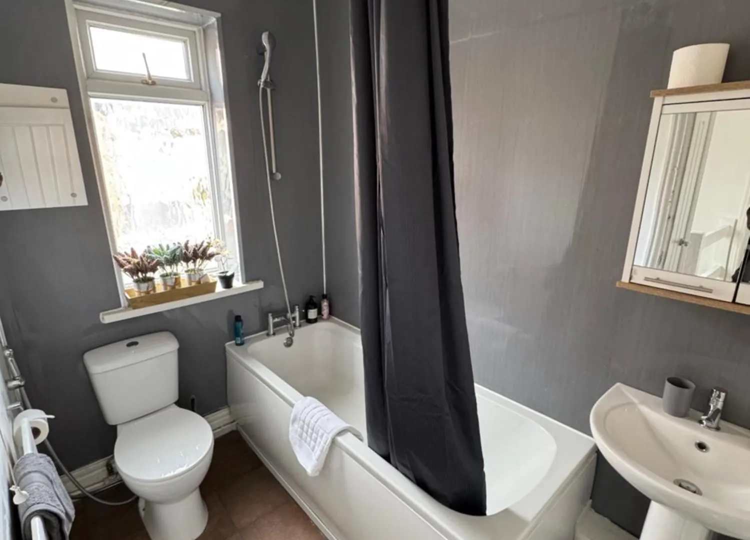 Contractor Accommodation Newcastle City Centre 7 Beds Wifi And Free Parking 0*, Newcastle upon Tyne United Kingdom